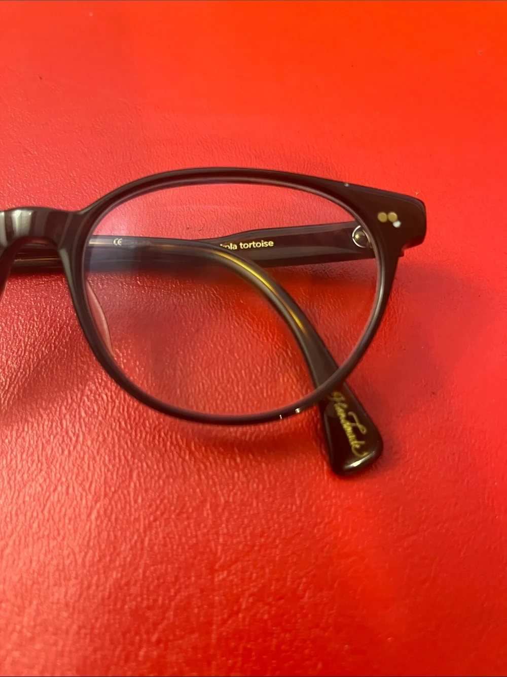RAEN round eyeglass